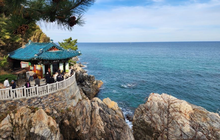 낙산사(도보 2분)